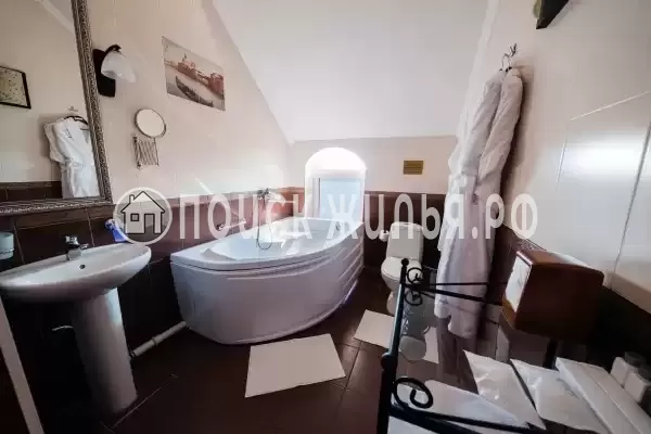 Отель «Крылья» Отель «Крылья»