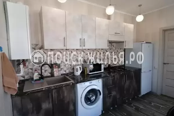 «На 4-й Новоселовской»