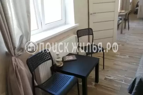 «На 4-й Новоселовской»