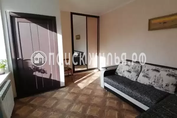 «На 4-й Новоселовской»