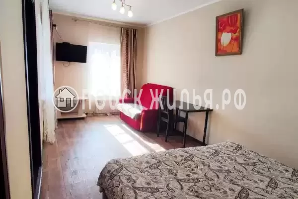 «На 4-й Новоселовской»