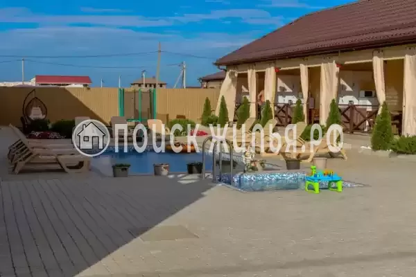 «Маленькая страна»