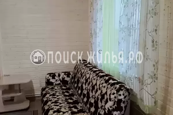 «На Набережной»