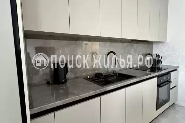 Частный сектор «Трехкомнатная Четыре сезона»