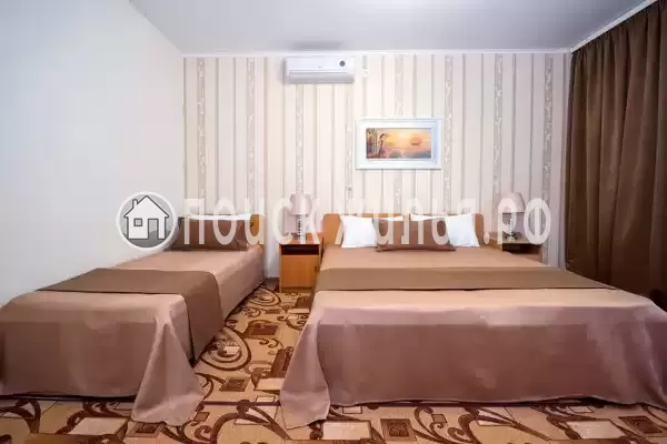 Отель «АзовЛенд»