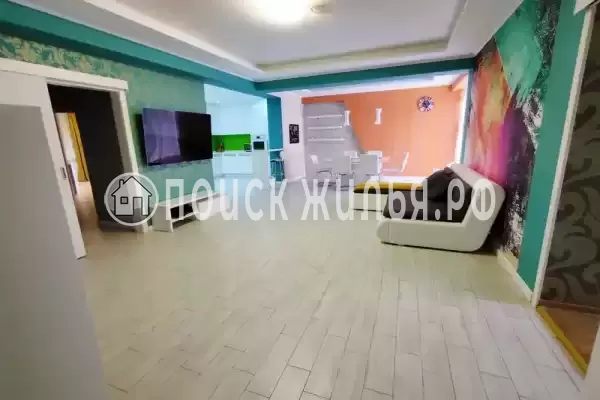 Частный сектор «Трехкомнатная в ЖК Акватория»