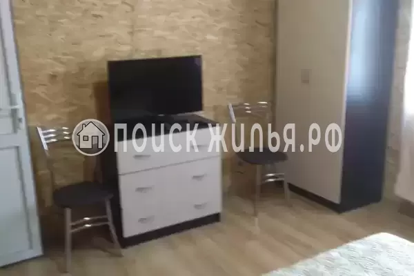 Частный сектор «Дом без хозяев на Садовой»