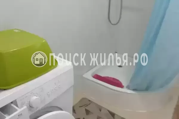 Частный сектор «Дом без хозяев на Садовой»