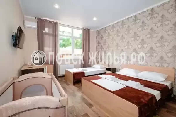 «Изумрудные холмы»