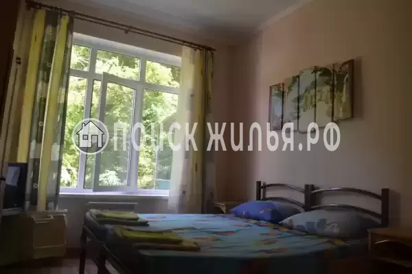 «Дом с флагом» «Дом с флагом»