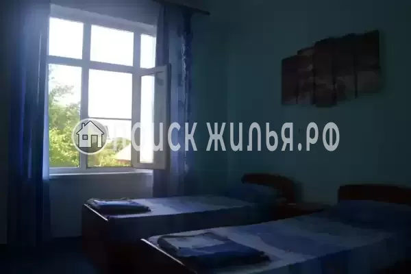 «Дом с флагом» «Дом с флагом»