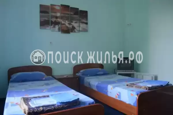 «Дом с флагом» «Дом с флагом»