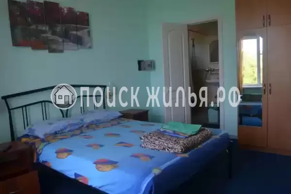 «Дом с флагом» «Дом с флагом»