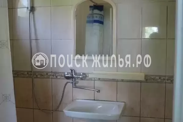 «Дом с флагом» «Дом с флагом»