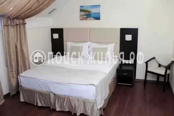 «De Paris» «De Paris»