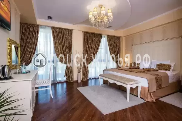 «De Paris» «De Paris»