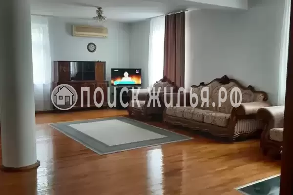 Частный сектор «Коттедж в центре»