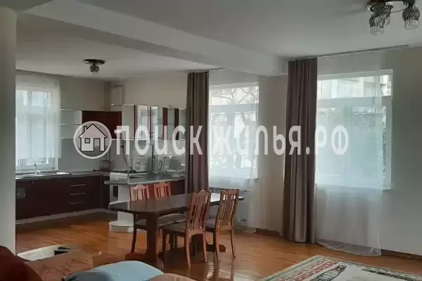 Частный сектор «Коттедж в центре»