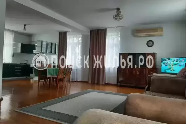 Частный сектор «Коттедж в центре»