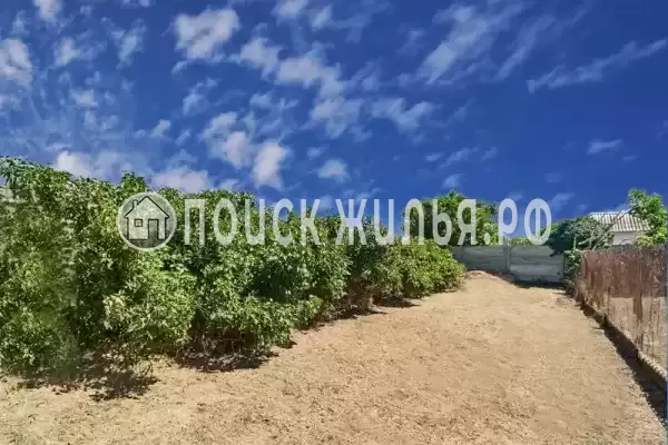 Частный сектор «Дом с садом»