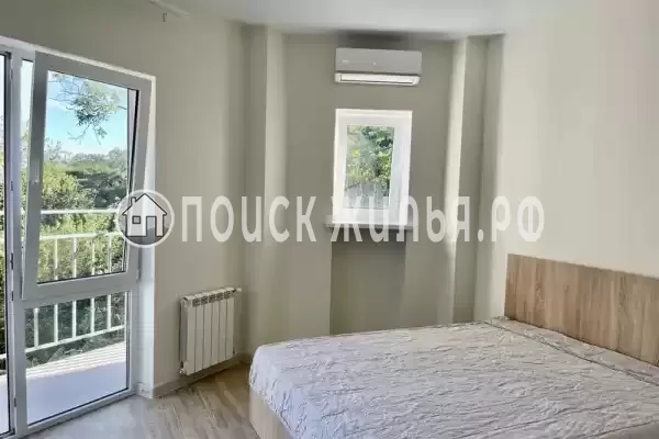 Частный сектор «Номер в коттедже на Алупкинском шоссе 76К»