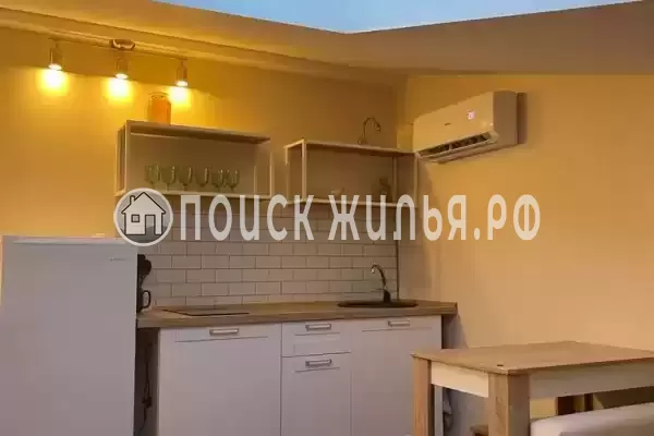 Частный сектор «Мансардный этаж в центре»