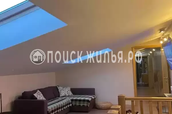 Частный сектор «Мансардный этаж в центре»