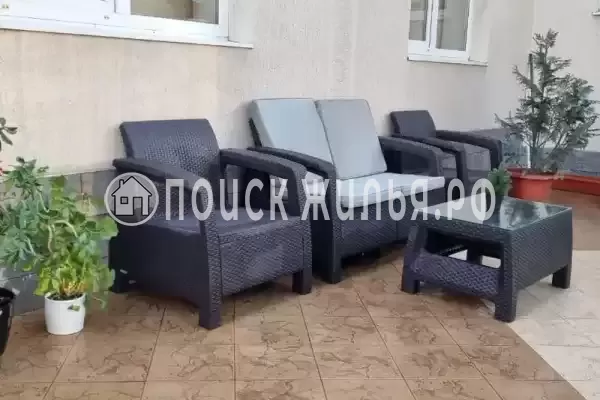 Частный сектор «Часть дома с отдельным входом для большой компании»