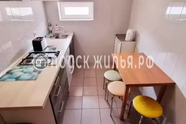 Частный сектор «Часть дома с отдельным входом для большой компании»