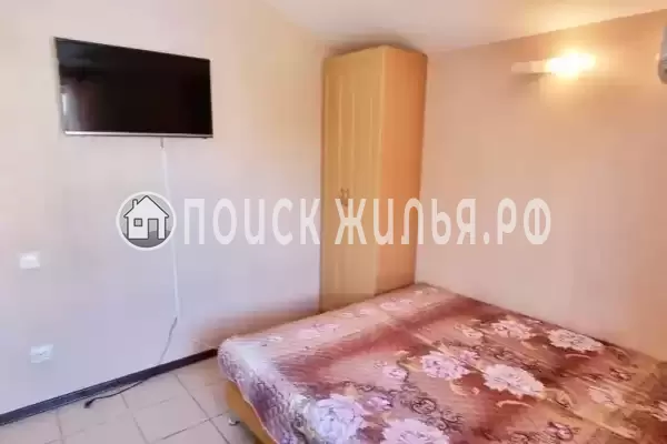 Частный сектор «Часть дома с отдельным входом для большой компании»