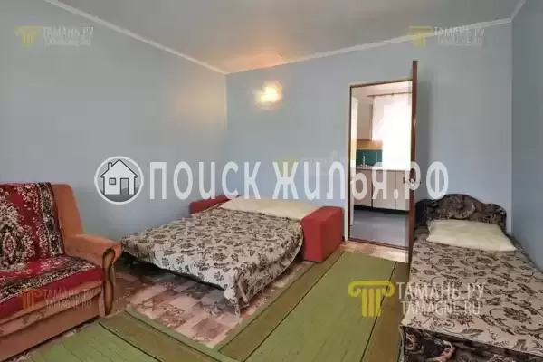 «На Набережной 11»