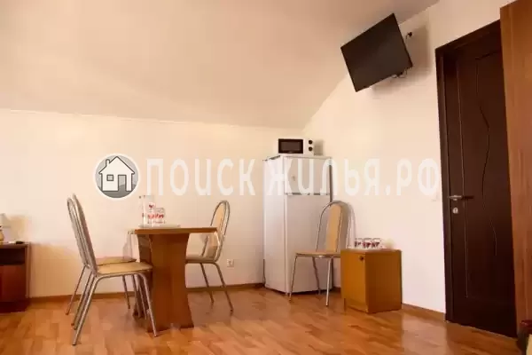 «На Хоккейной 18»