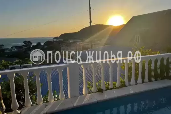 «Ласточкино гнездо»