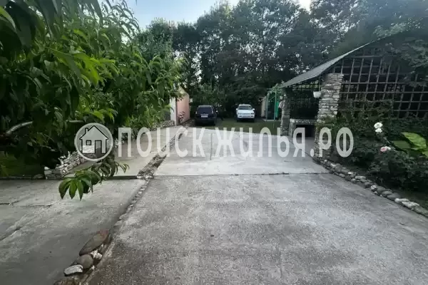 «Семейный дворик»