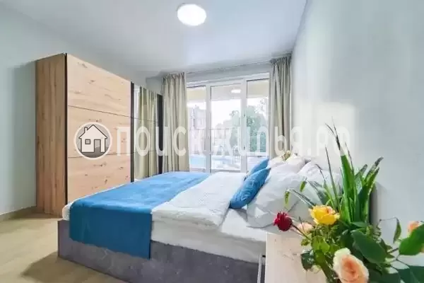 Частный сектор «Апартаменты с бассейном»