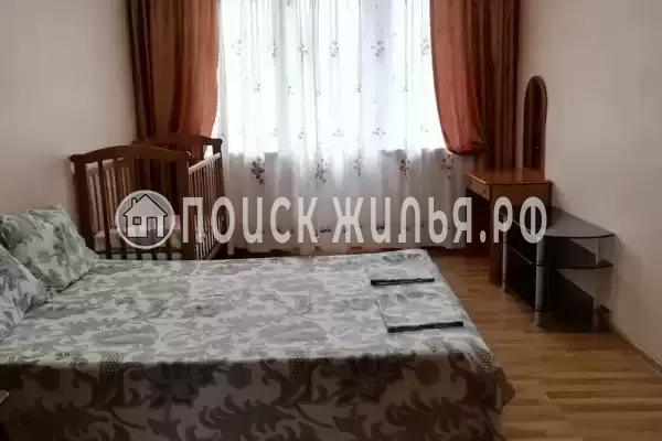 Частный сектор «Трехкомнатная в центре»