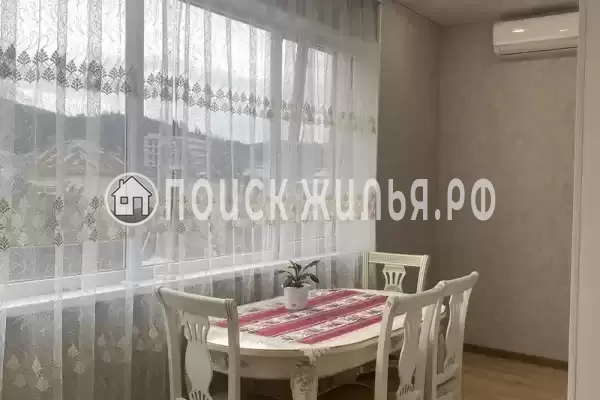 Частный сектор «Трехкомнатные апартаменты на Абазгаа»