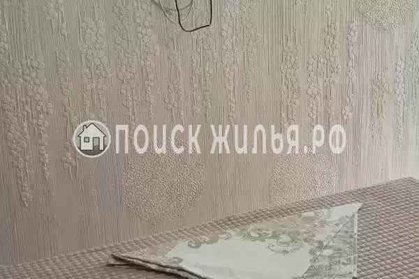 «На берегу»