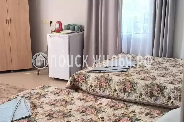 «На берегу»