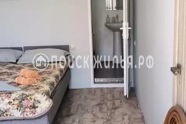 «На берегу»