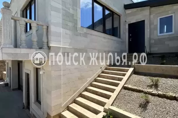 Частный сектор «Дом с бассейном»