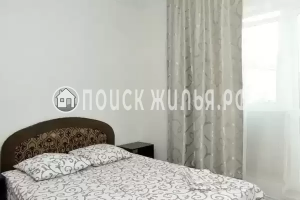 «На горького»