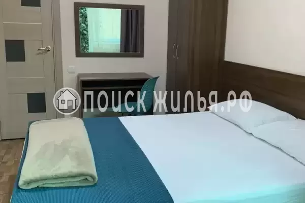 «На горького»