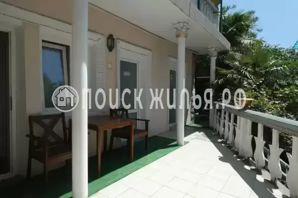 «На горького»