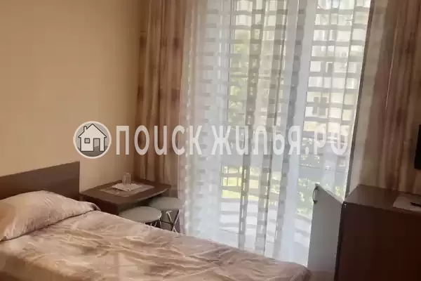 «На лазурной 10»