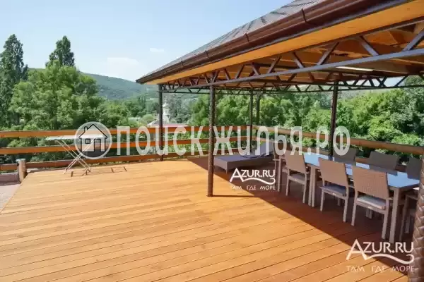 «Райский уголок»