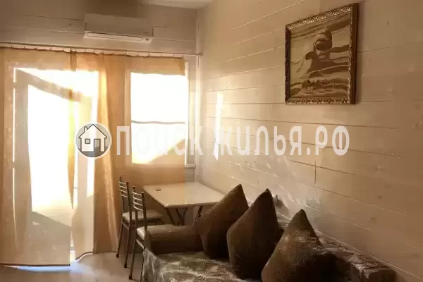 Частный сектор «Зеленый дом с бассейном» Частный сектор «Зеленый дом с бассейном»