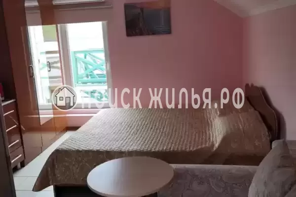 Частный сектор «Зеленый дом с бассейном» Частный сектор «Зеленый дом с бассейном»