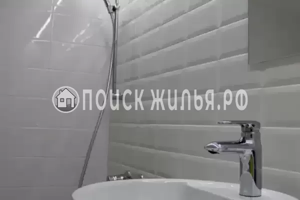 «На школьной»