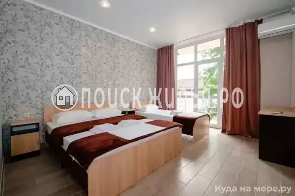 «Изумрудные холмы»